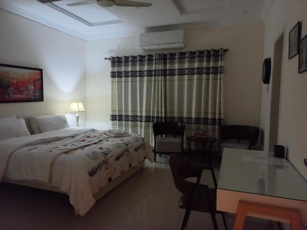 Hotel White House Residencia Rawalpindi Exterior foto